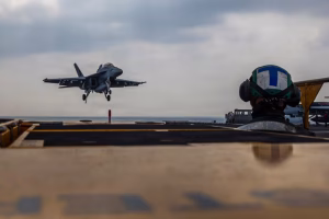 ap26026255706004-300x200 Gulf Economies Face Widespread Disruption After Iranian Strikes