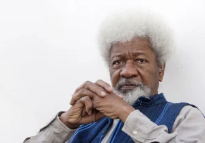 Cunningham-WoleSoyinka_1783874064-1536x1074-1-300x210 FUT Minna Students Protest Insecurity, Allegedly Lock Vice-Chancellor Out of Campus
